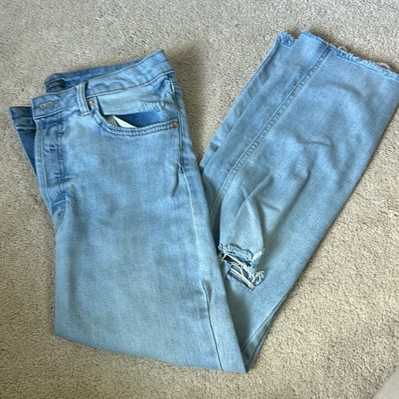 wild fable Denim - Light washed wild fable ripped jeans